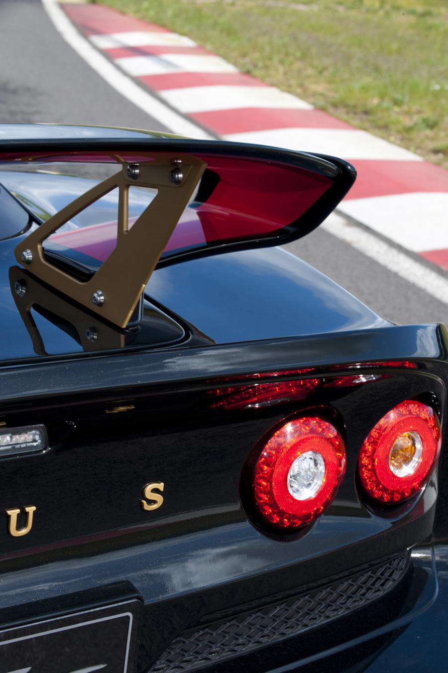  Lotus Exige S LF1 2014 года  (фото 31 из 58)